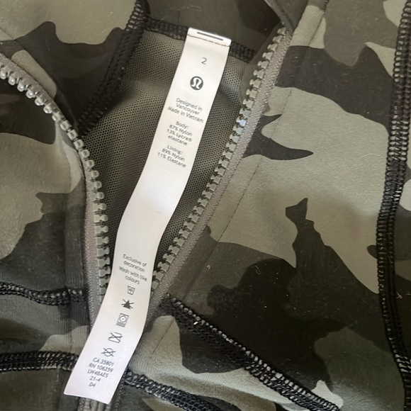 Lululemon define zip up jacket - Picture 4 of 5